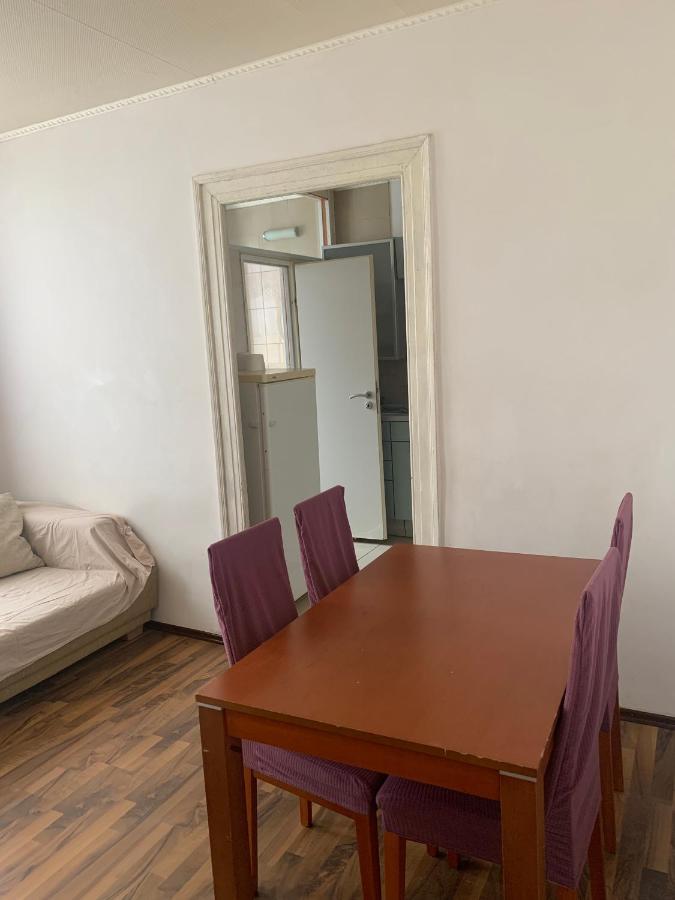Dachgeschoss Hof Apartment Krefeld Bagian luar foto