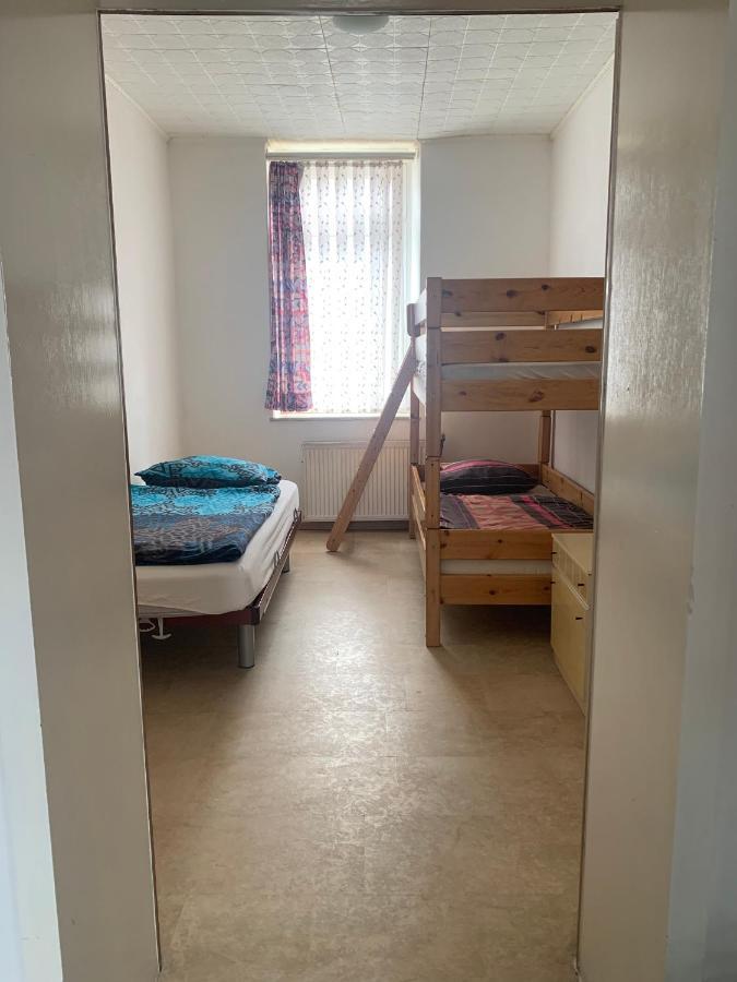 Dachgeschoss Hof Apartment Krefeld Bagian luar foto