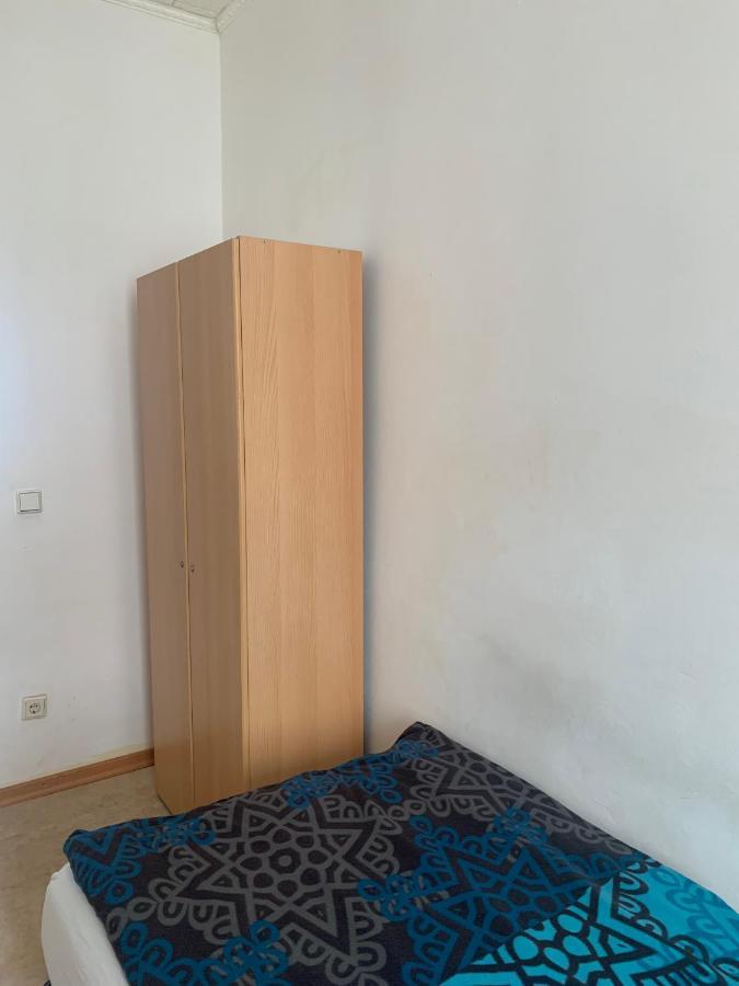 Dachgeschoss Hof Apartment Krefeld Bagian luar foto